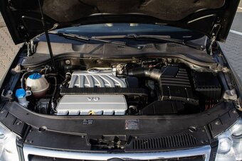 Volkswagen Passat 3.2 V6 Highline DSG 4-Motion - 20