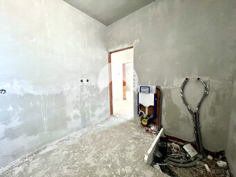 Reality KOMPLEX s.r.o. ponúka na PREDAJ 3 izbový dvojdom-NOV - 20