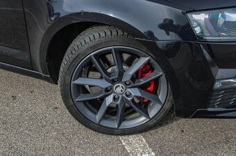 Škoda Octavia 2.0 TDI CR DPF RS - 20