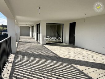 HALO reality - Predaj, rodinný dom Slaská, luxusný so zariad - 20