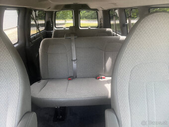 Chevrolet Express 6.0 V8, 1.majitel, 8 míst, 41 000 km - 20