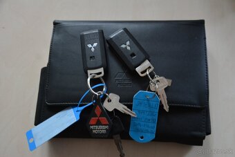 Mitsubishi Outlander 2.20 4×4 SR. voz, 7miestne - 20