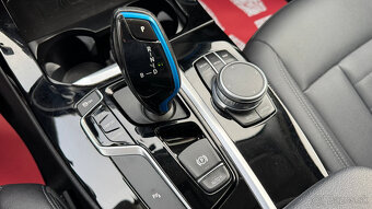 BMW iX3 A/T - 20