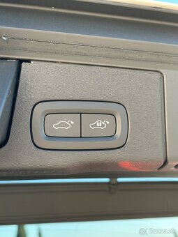 VOLVO XC60 B5 R-DESIGN - 20