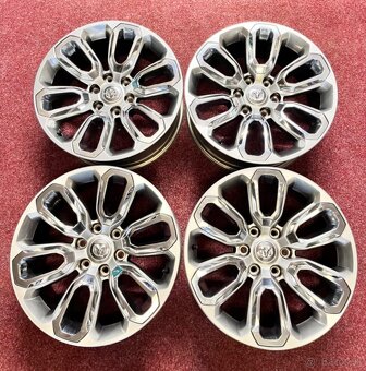 6x139.7 R20 Originál Dodge RAM 5.Generace - TOP STAV - 20