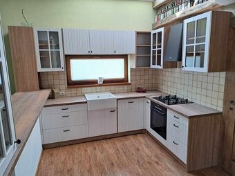 OPRAVA -RENOVÁCIA -VÝROBA - KUCHYNSKÉ LINKY, VSTAVANÉ SKRINE - 20