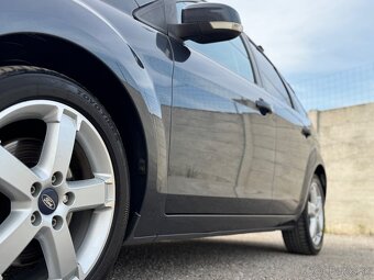 Ford Focus 2.0 LPG Titanium 2010 - 20