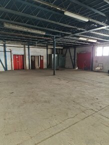 Prenajom skladových priestorov o celkovej rozlohe 960 m2 - 20