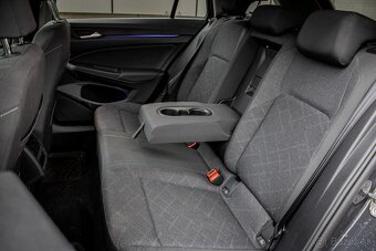 Volkswagen Golf Variant - 20