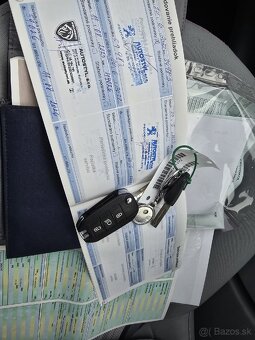 Predám Peugeot 208 1.2 benzín 45000km - 20