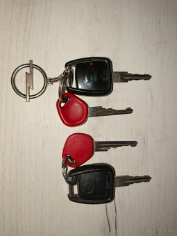 Opel Astra G 1.6 16V - 20