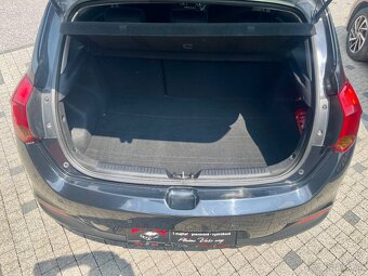 Kia Ceed 1,6 CRDi GOLD - 20