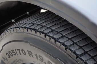 MAN 15.250 NOVÝ HÁKOVÝ NOSIČ KONTAJNEROV + HYDRAULICKÁ RUKA - 20