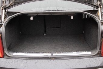 Škoda Superb 2.0 TDI 103kW M6 - 20