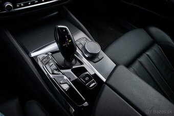 BMW Rad 5 530e xDrive M Paket A/T / AJ NA SPLÁTKY /PROTIÚČET - 20