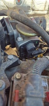 Predam na nahradne diely  fiat stilo  1.6 16v - 20