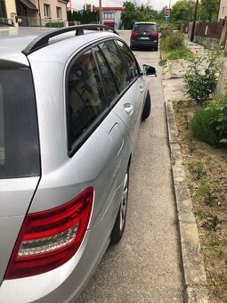 “Aj na splatky” Mercedes-Benz C180 CDI Combi Classic - 20