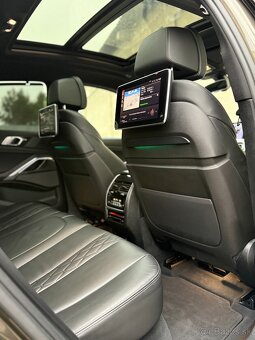 PREDÁM BMW X6 M50i Performance 390 kW / FULL / ODPOČET DPH - 20