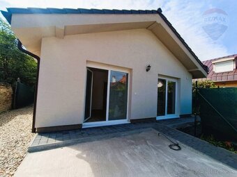 PRENÁJOM: Priestranný 3-izbový bungalov s parkovaním vo dvor - 20