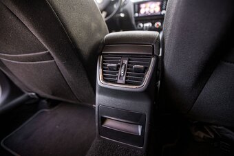 Škoda Octavia 2.0 TSI Ambition DSG - 20