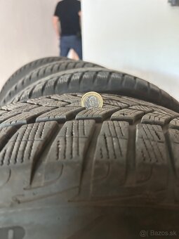 Predám zimné pneumatiky Goodyear 235/50R19 103V  - 4 ks - 20