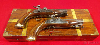 KAZETA S PERKUSNÝMI PIŠTOLAMI - 20