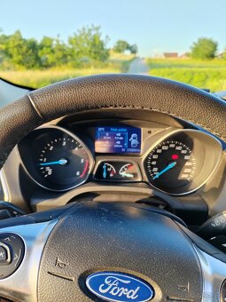 Ford kuga 2.0 tdci Automat 120kw 2013 4×4 - 20