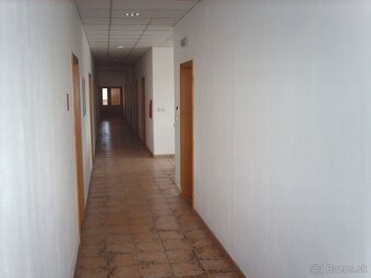 Dlhodobé a krátkodobé komfortné ubytovanie Bydos Nováky - 20