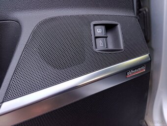 Volkswagen Passat R32 VR6 4x4 3.2 benzín 184kw Automat DSG - 20