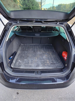 Volkswagen Passat B8 Variant 2.0 TDI Highline DSG - 20