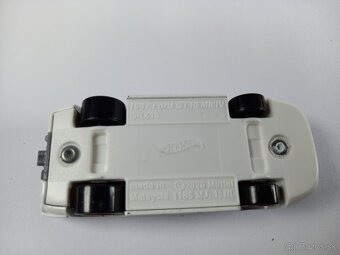 HOT WHEELS - FORD GT40,GT40 Mk.IV, RS200-GULF - 20