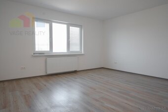 -ZNÍŽENÁ CENA- Na predaj 4-izbový rodinný dom 207 m², pozemo - 20
