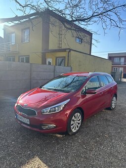 KIA Cee’d Sporty Wagon Combi 94kw Manuál/6 - 20