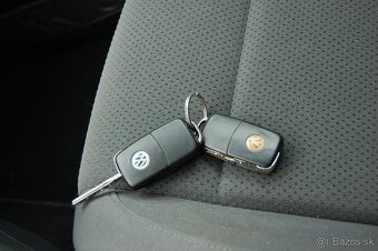 Volkswagen Golf Plus 1.9 TDI AT - 20