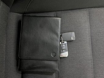 Volkswagen Passat Variant 2.0 TDI BMT Comfortline - 20