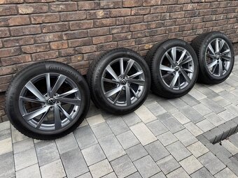 VW Passat R-Line Black Style 2025 - 20