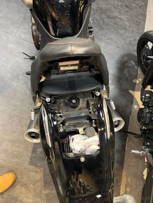 Yamaha V-MAX 1700 - 20