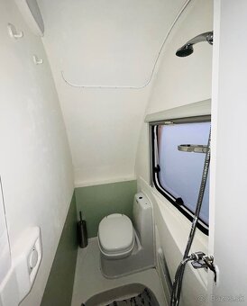Predám karavan KNAUS SUNDWIND,rv.2005,klíma,mover,poschodová - 20