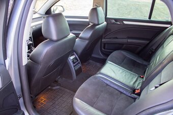 Škoda Superb Combi 2.0 TDI CR AJ NA SPLÁTKY / PROTIÚČET / - 20