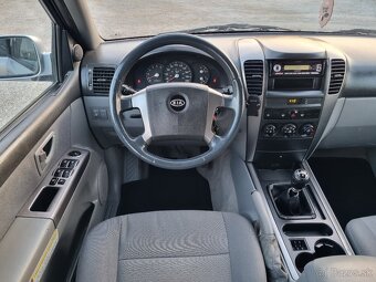 KIA SORENTO 2,5CRDi  4x4  MANUAL - 20