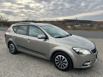 Predám KIA CEED SW 1.6 cvvt 92kw STK, EK do 2027 - 20