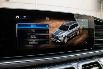 Mercedes GLS 63S+ 7m, Akrapovič,Keramické brzdy,Soft Close - 20