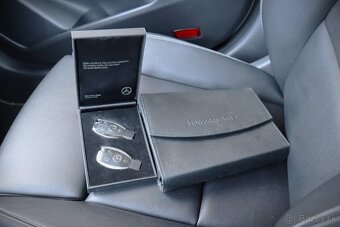 Mercedes-Benz CLA Kupé 180 AMG Line A/T - 20