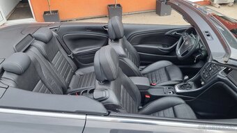 Opel Cascada 1,6T Cosmo 125kw M6 cabrio - 20