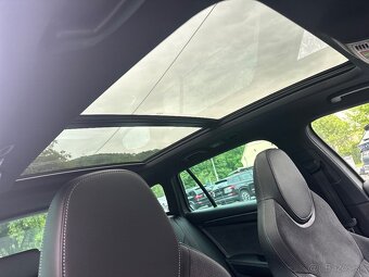 ŠKODA SUPERB SPORTLINE 2.0 TDI 110 KW DSG Cockpit 2022 133tm - 20