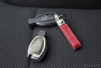 Mercedes v classe lang - 20