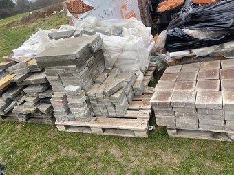Zámková dlažba , okrasné tvárnice , betónové strešný - 20