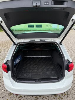 Volkswagen Passat Variant 2.0 TDI Business DSG Kupene SR DPH - 20