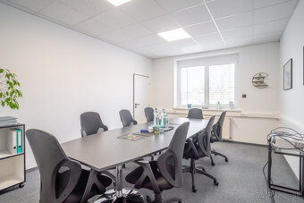 Na predaj priemyselný objekt s investičným potenciálom v Sen - 20