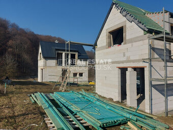 NOVOSTAVBA - 2 PODLAŽNÝ RD - 20